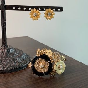 Flower Cuff bracelet with matching earrings